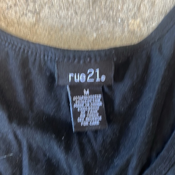 Tank top - Picture 2 of 3